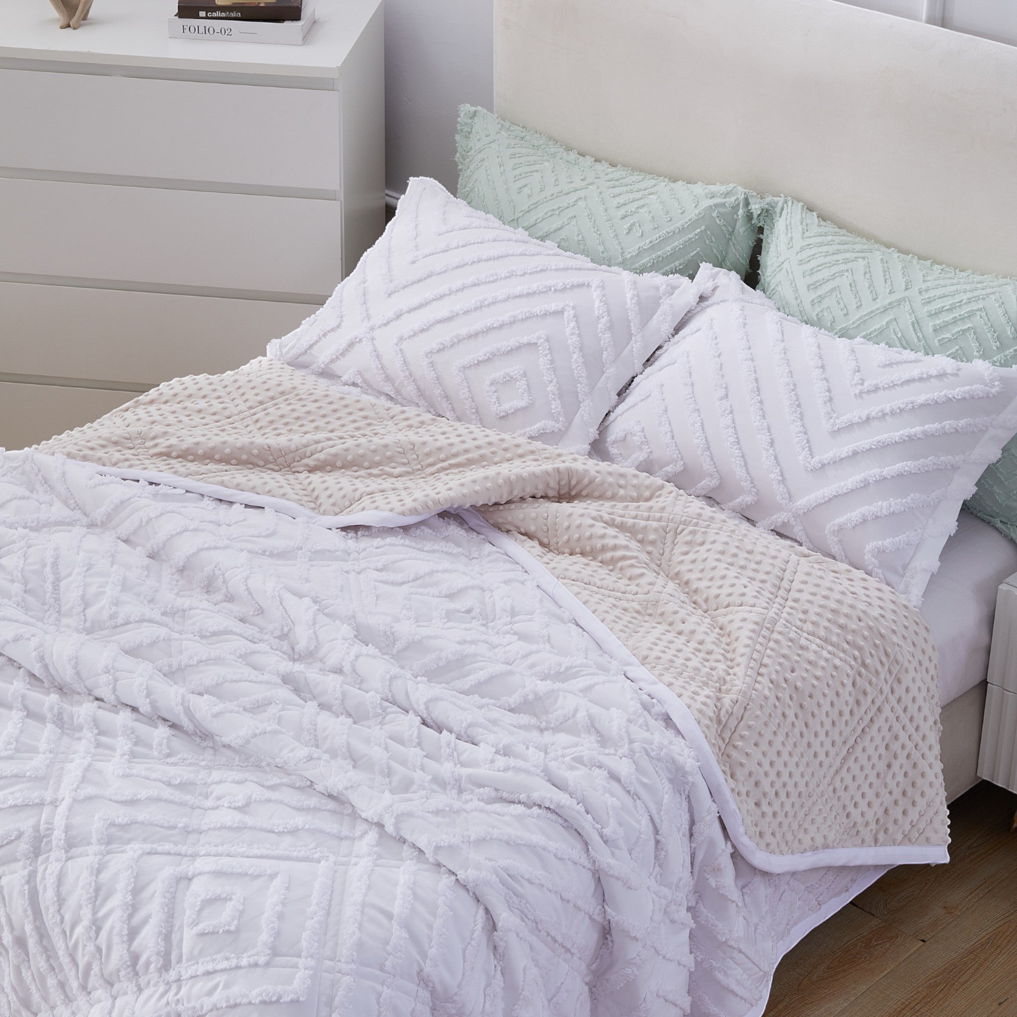 MyTickie All-season Comforter (Colour Collection)