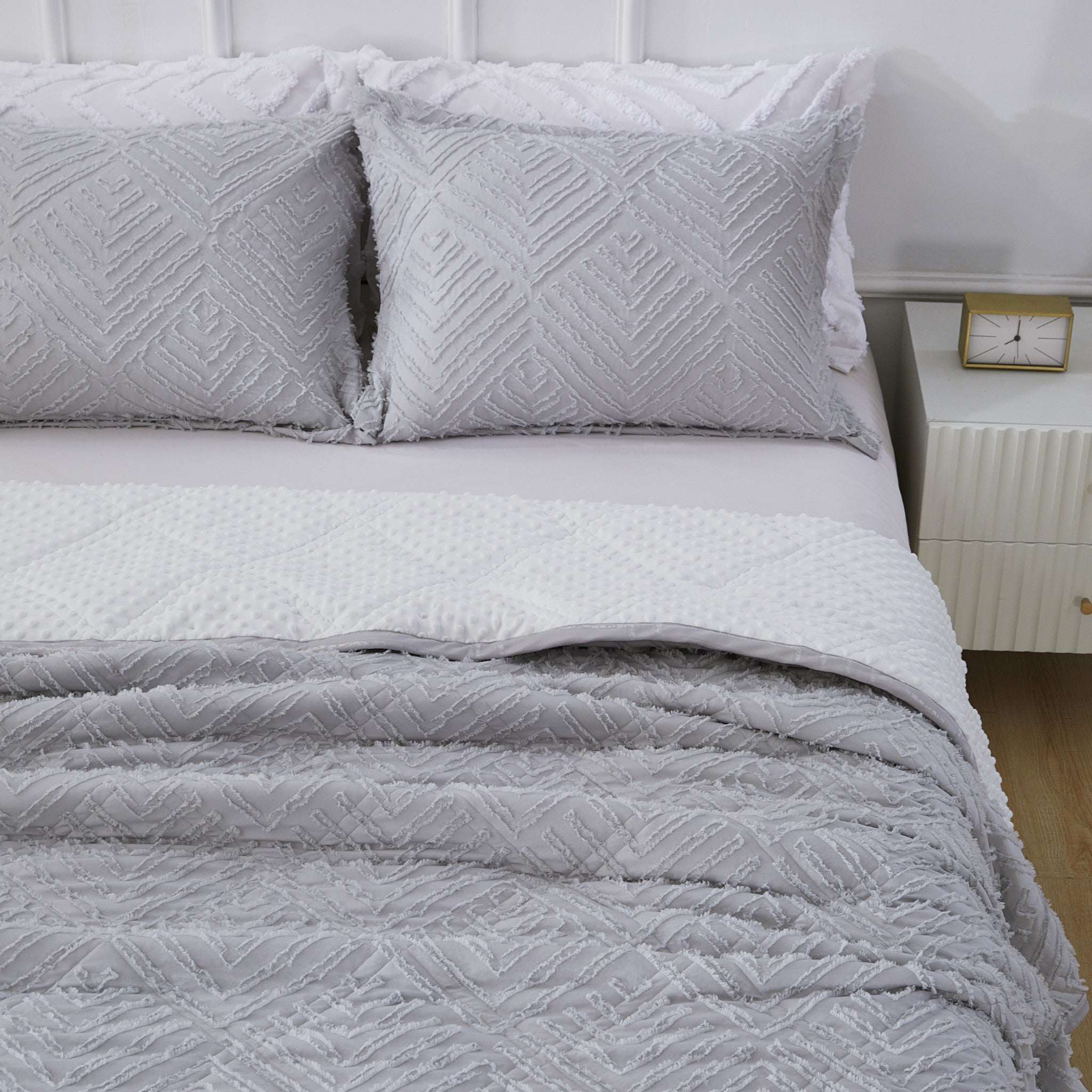 MyTickie All-season Comforter (Colour Collection)