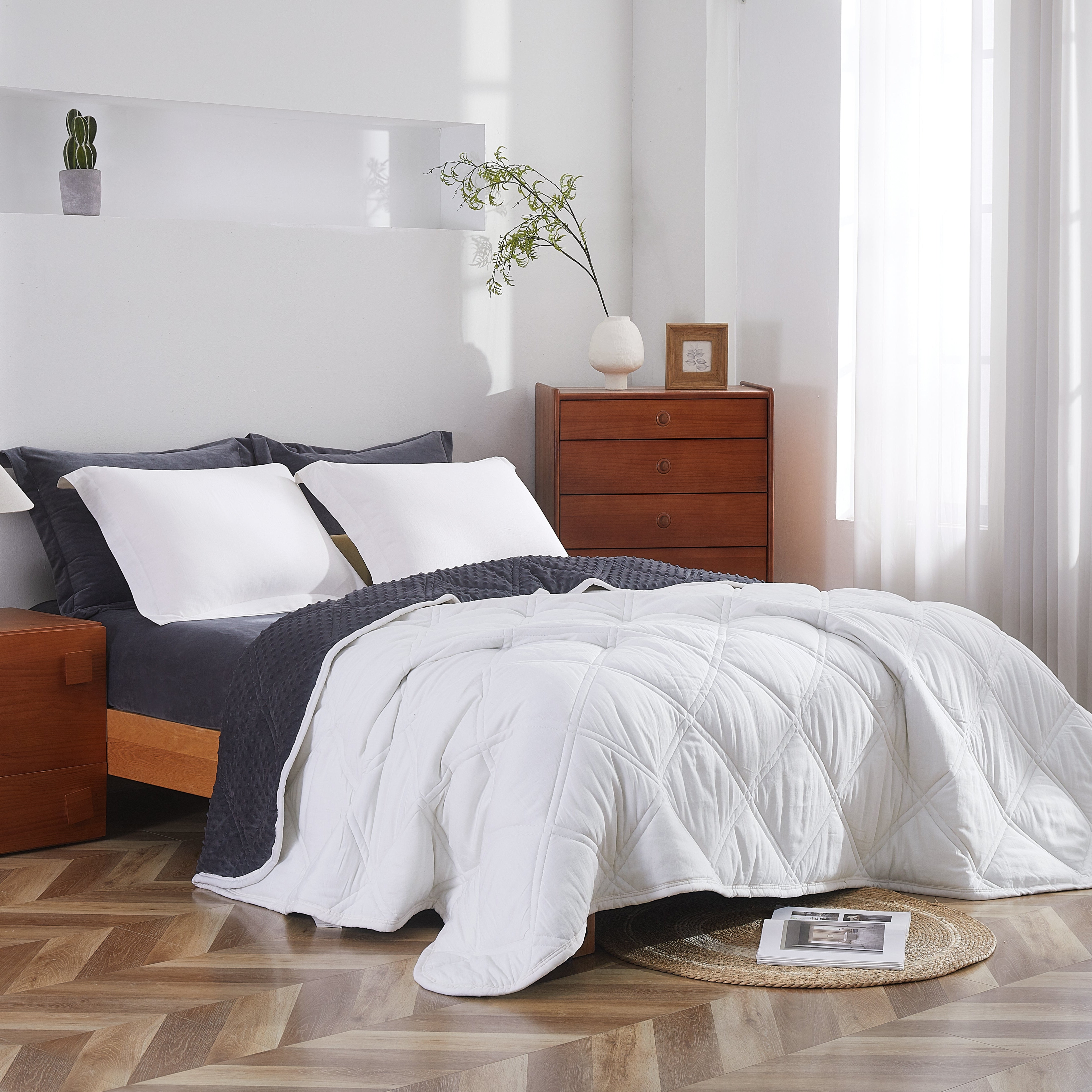 MyTickie Bamboo & Linen Comforter Set