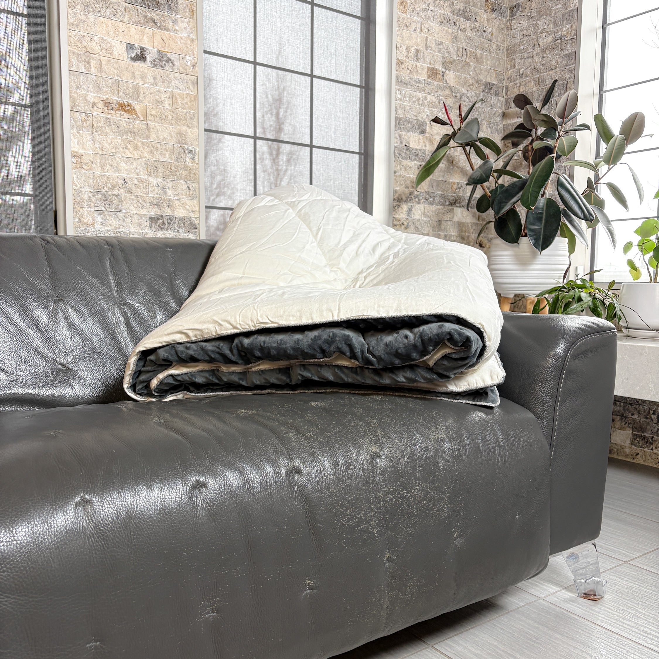 Cuddle Cloud XL Throw Blanket