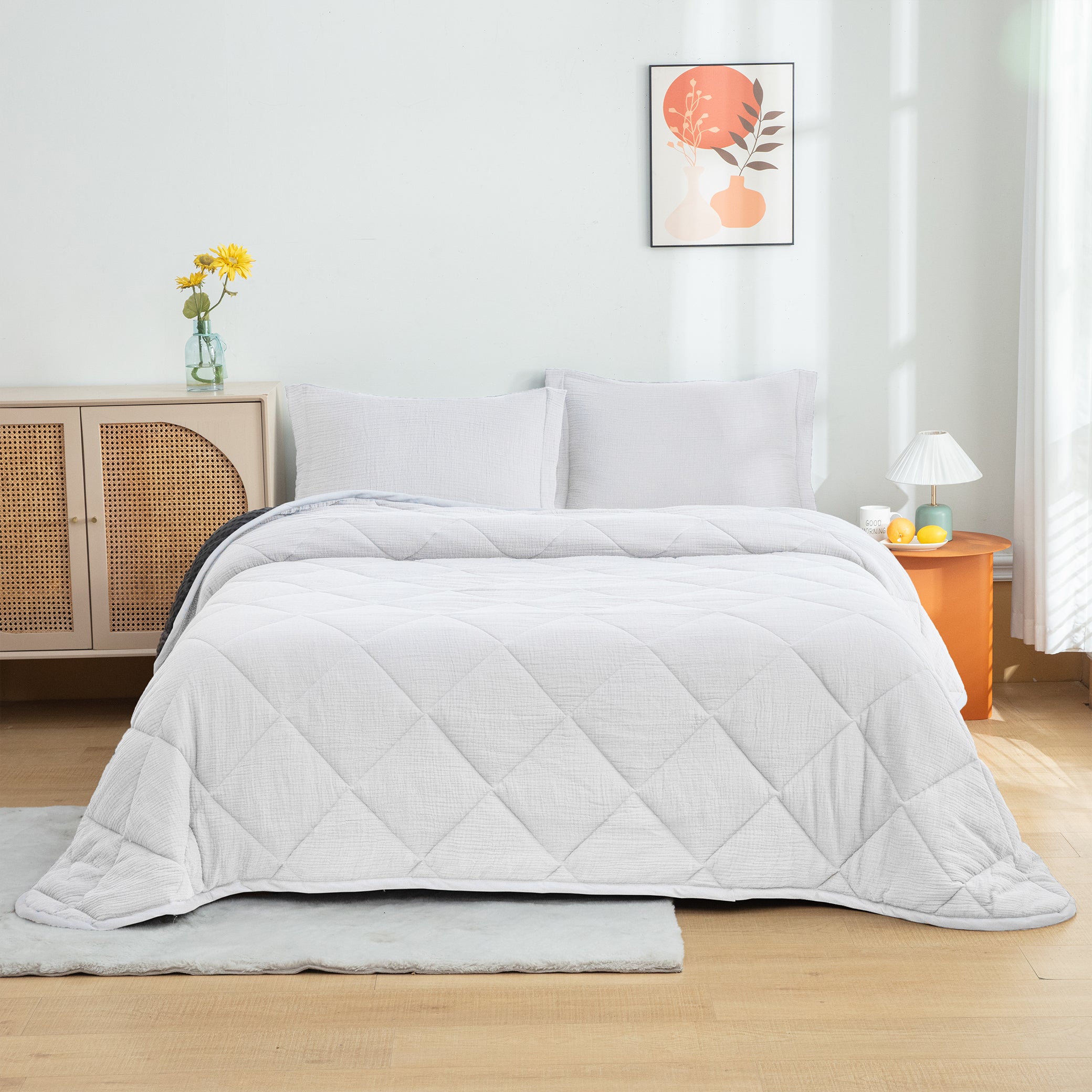 LUXE OFF WHITE COMFORTER