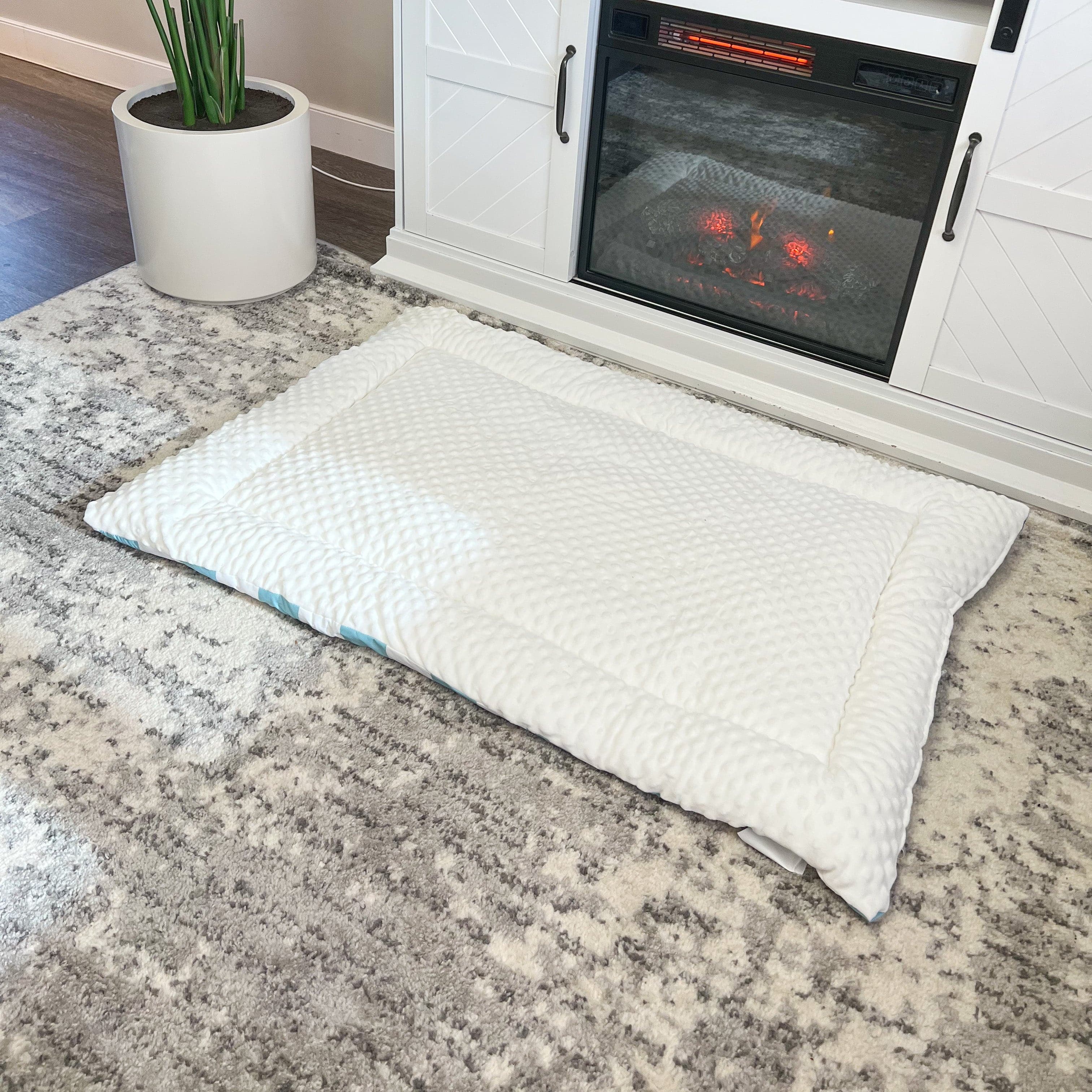 Check Me Out Blue Pet Bed Comforter