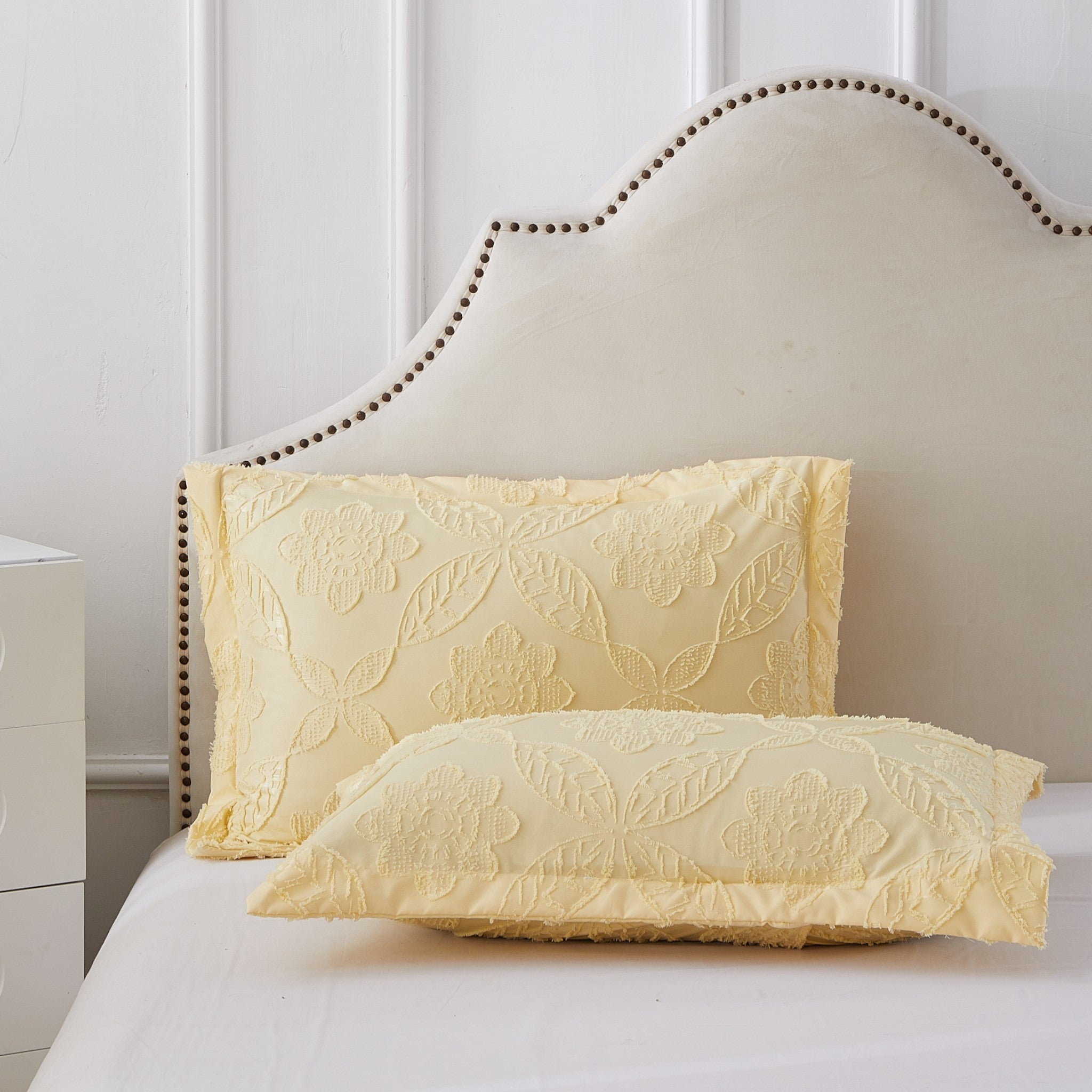 Lemon Yellow & White 6 Piece Bed-in-a-Bag