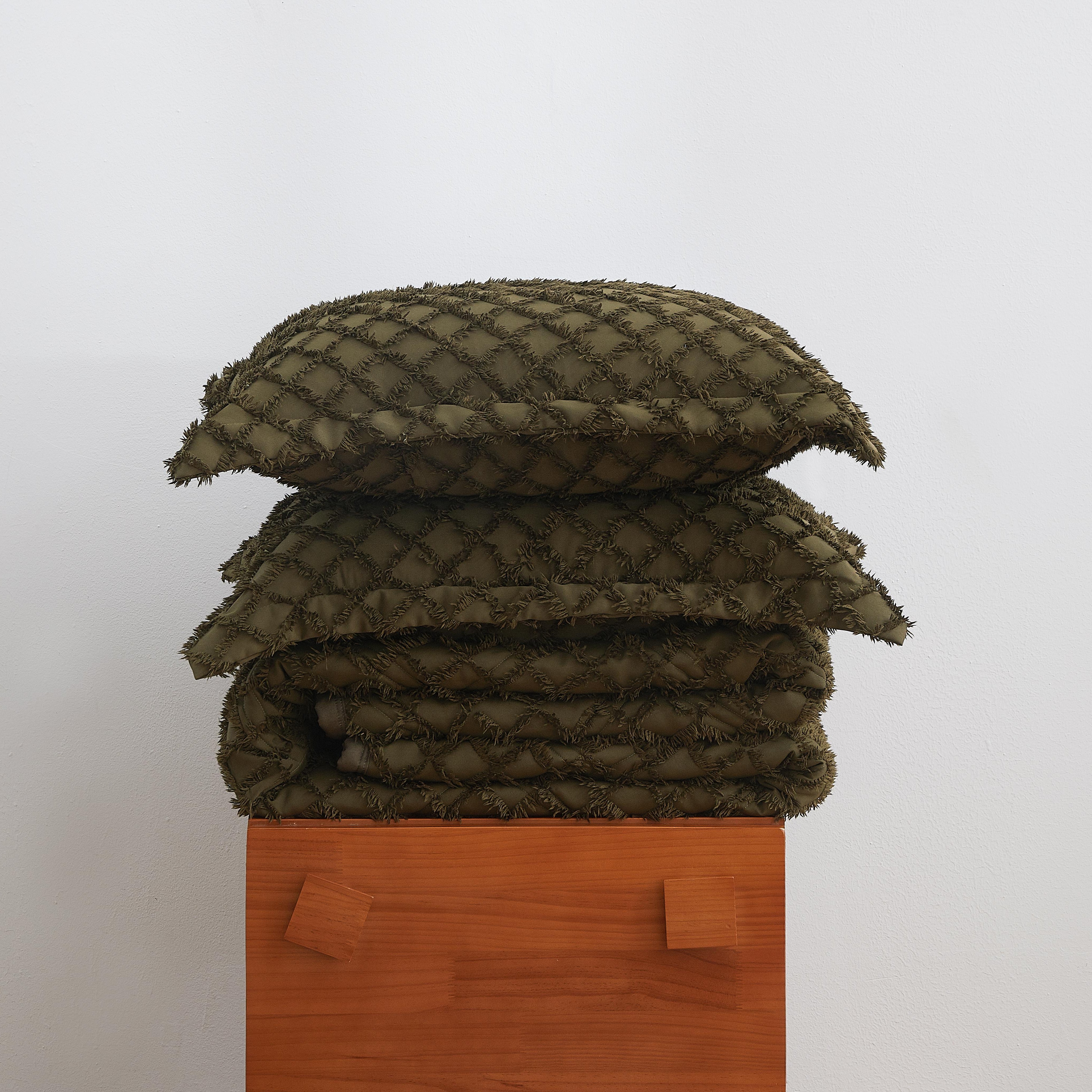 MyTickie All-season Comforter Set (Chenille Collection)